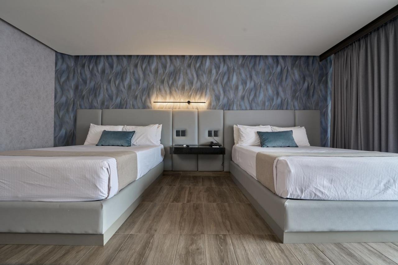 Junior Suite,1351557682:JPEG