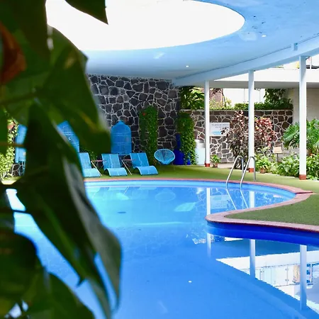 Country Hotel & Suites-2